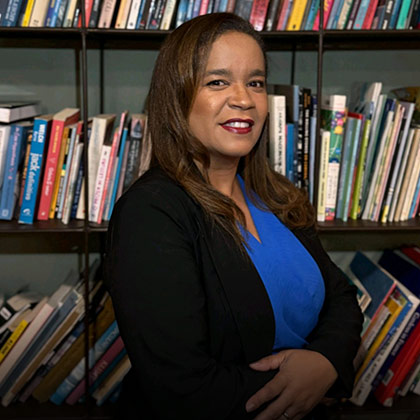 Forn Pales Elaine Ambrósio