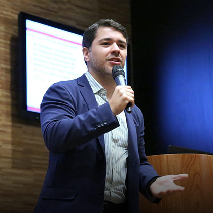 Forn Pales Lucas Zambon